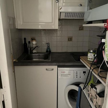 Cosy Appartement In The Heart Of Parijs Buitenkant foto
